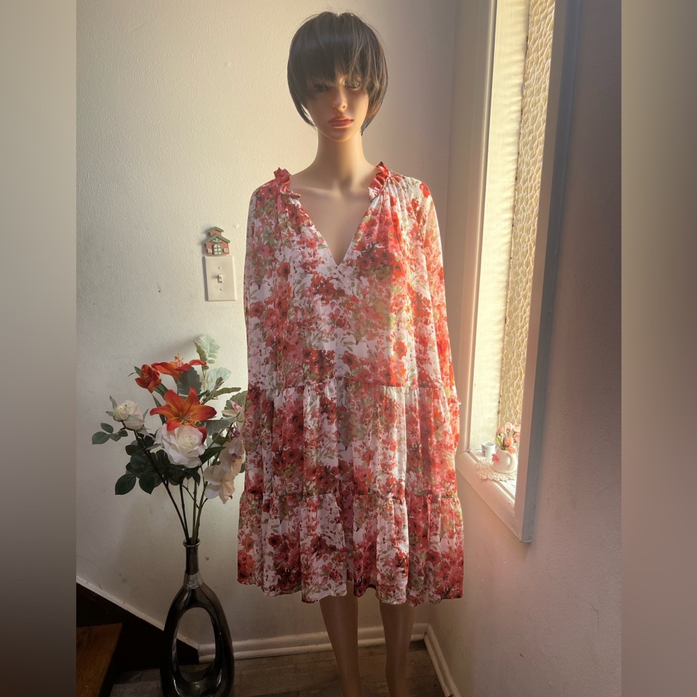 XXL H&M Red and White Floral Dress